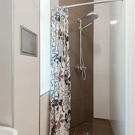 Apartment Krakovska *