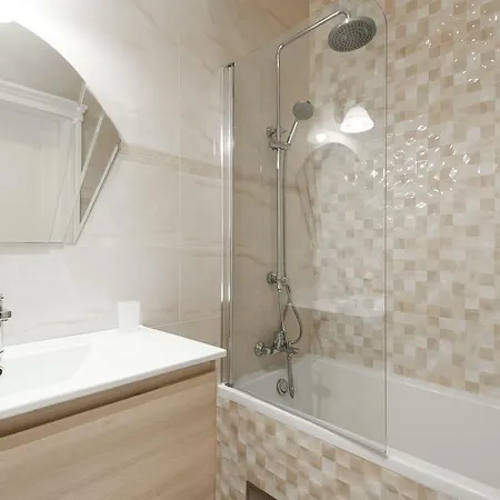Apartment Krakovska